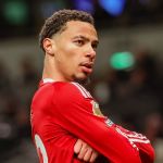 Richarlison marca, mas Liverpool vence Tottenham e entra no G5 da Premier League