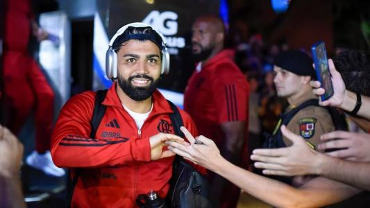 Gabi está confirmado entre os titulares do Flamengo contra o Fortaleza