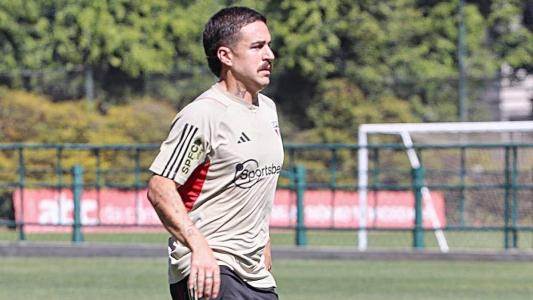 Gabi Neves treina com elenco do São Paulo e pode retornar