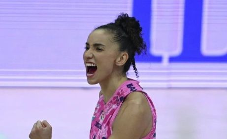 Gabi Guimarães pelo Conegliano na temporada 2025/2026