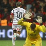 Árbitro justifica cartão amarelo para Gabigol, do Flamengo: 'Provocativo'