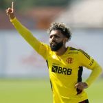 Gabigol vai a campo, mas ainda treina à parte do elenco do Flamengo