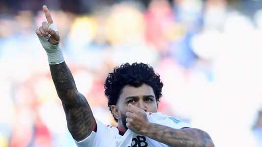 Gabigol e Pedro, com dois gols cada, garantiram a vitória rubro-negra