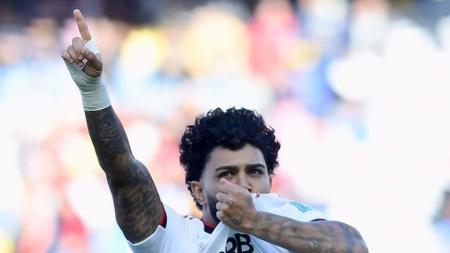 Gabigol e Pedro, com dois gols cada, garantiram a vitória rubro-negra