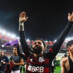 Gabigol minimiza derrota do Flamengo para o Palmeiras e pede foco no Mundial: 'se perde, é o pior do mundo'