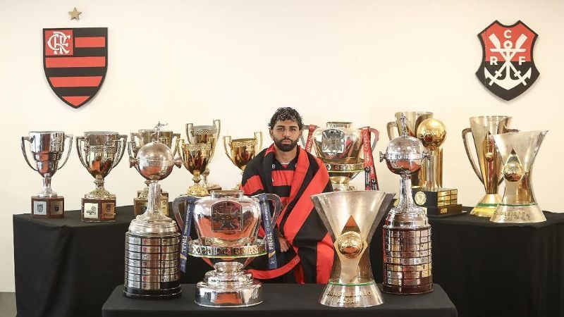 Zico critica Flamengo por perder Gabigol para Cruzeiro e revela presente do atacante