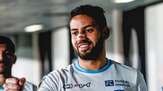 Gabriel defende o Yokohama desde julho de 2021