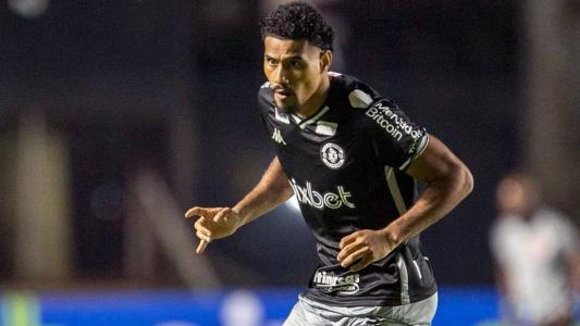 Gabriel Dias pode voltar a ser relacionado pelo Vasco; último jogo foi dia 20 de agosto