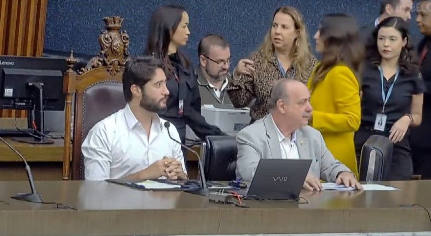 Gabriel Azevedo perde segunda ação por 'propaganda negativa' contra Fuad Noman