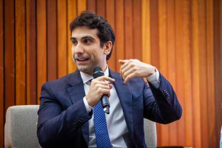 Galípolo diz que BC não está “encurralado” e que “posição difícil“ é inflação fora da meta | CNN Brasil