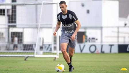 Gabriel Lacerda em treino do Ceará, no CT de Porangabuçu