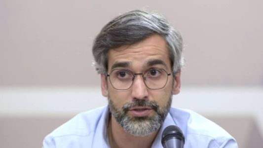 Gabriel Lima, diretor-executivo do Cruzeiro, durante audiência pública na Assembleia de Minas