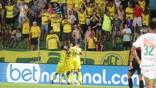 Gabriel marcou o gol do Mirassol na vitória sobre a Chapecoense, por 1 a 0
