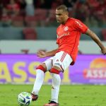 Gabriel Mercado volta a treinar e deve ser reforço no Inter após parada 