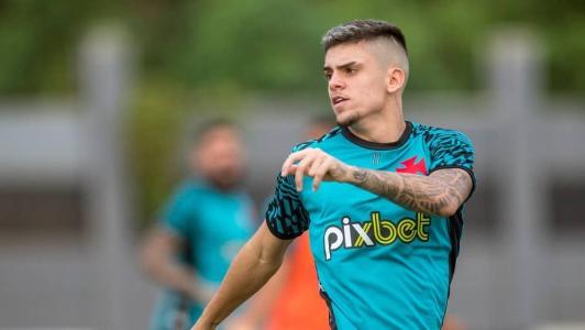 Gabriel Pec é um dos principais jogadores do Vasco em 2023