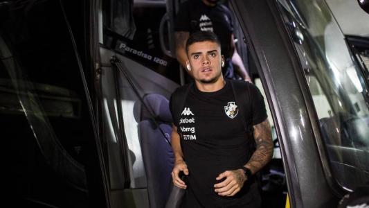 Gabriel Pec se mostrou aliviado com triunfo do Vasco