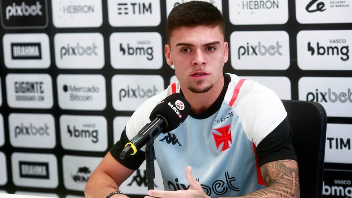 Do céu ao inferno: Gabriel Pec completará 150 jogos pelo Vasco