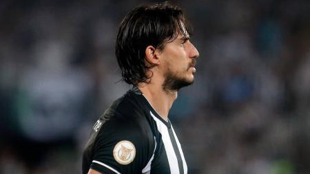 Gabriel Pires mostrou indignação com o caso de agressão a Luan, do Corinthians