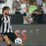 Gabriel Pires pode ser a novidade do Botafogo na Copa do Brasil