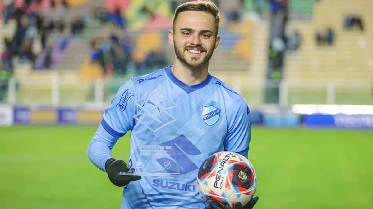 Vitória à espera de Gabriel Poveda: 'A proposta está nas mãos dele'