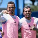 Reforço do Cruzeiro, Gabriel Veron faz primeiro treino com elenco na Toca