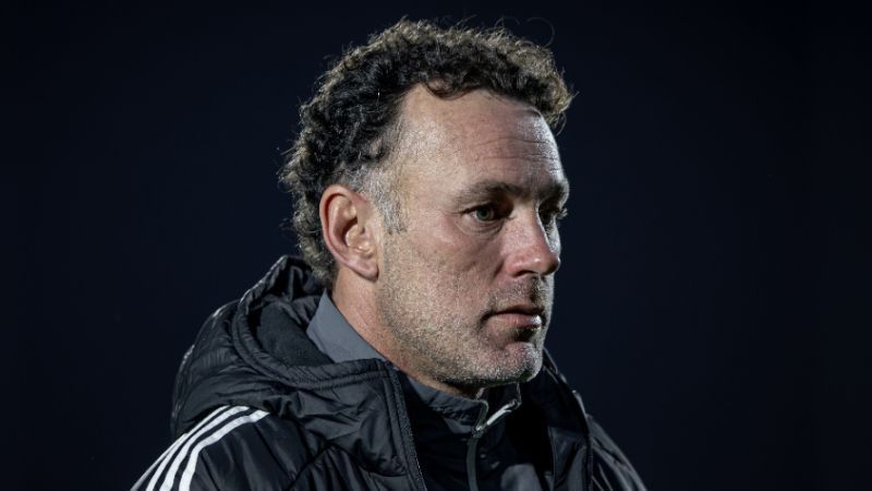 Com time desfalcado, Milito revela próxima meta pelo Atlético