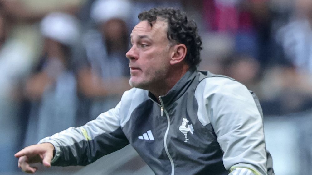 Escalação do Atlético: Milito define time com novidade contra o Corinthians