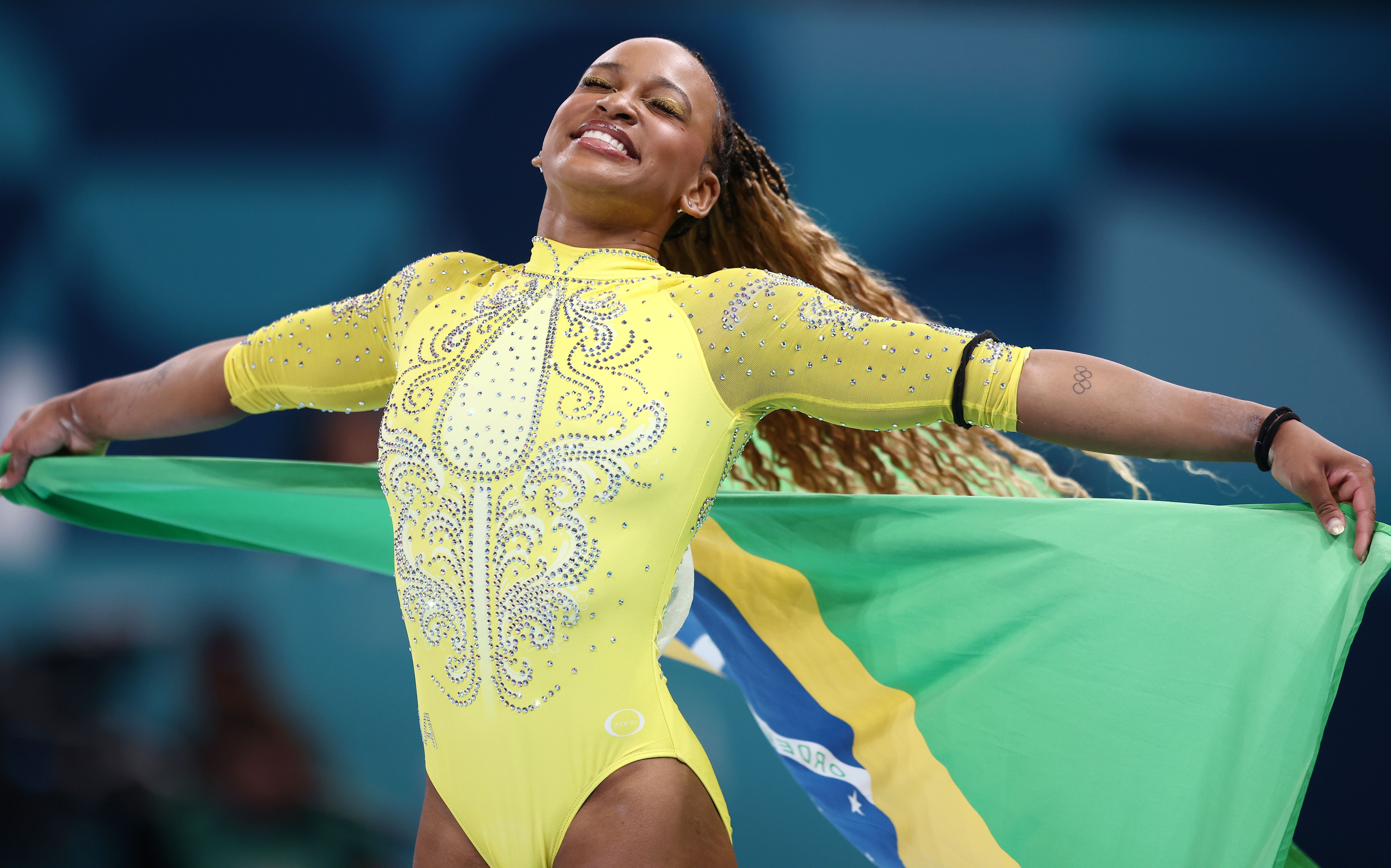 Rebeca Andrade doa collant usado em Paris para museu nos Estados Unidos