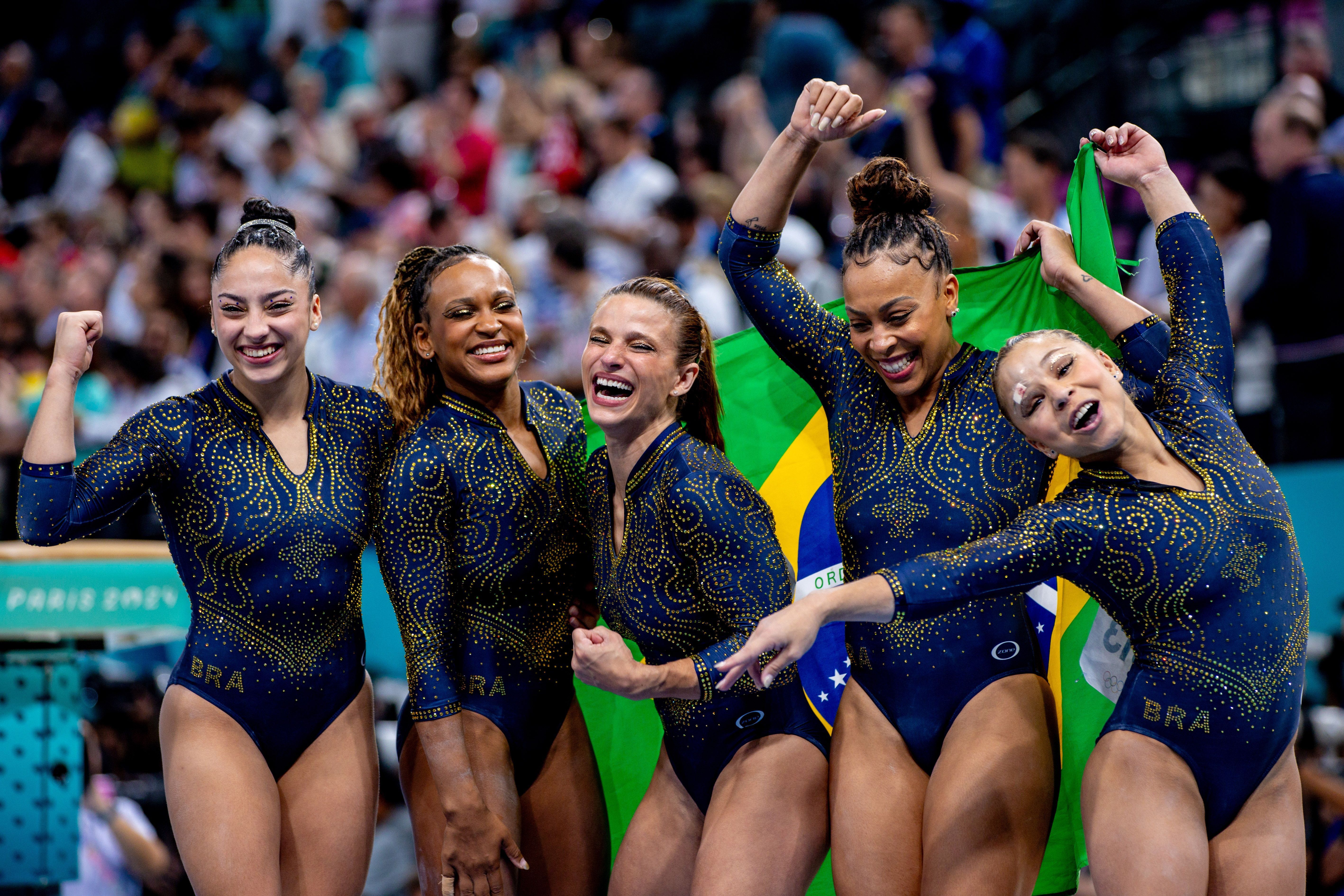 Após bronze em Paris, ginasta brasileira passa por cirurgia e anuncia pausa