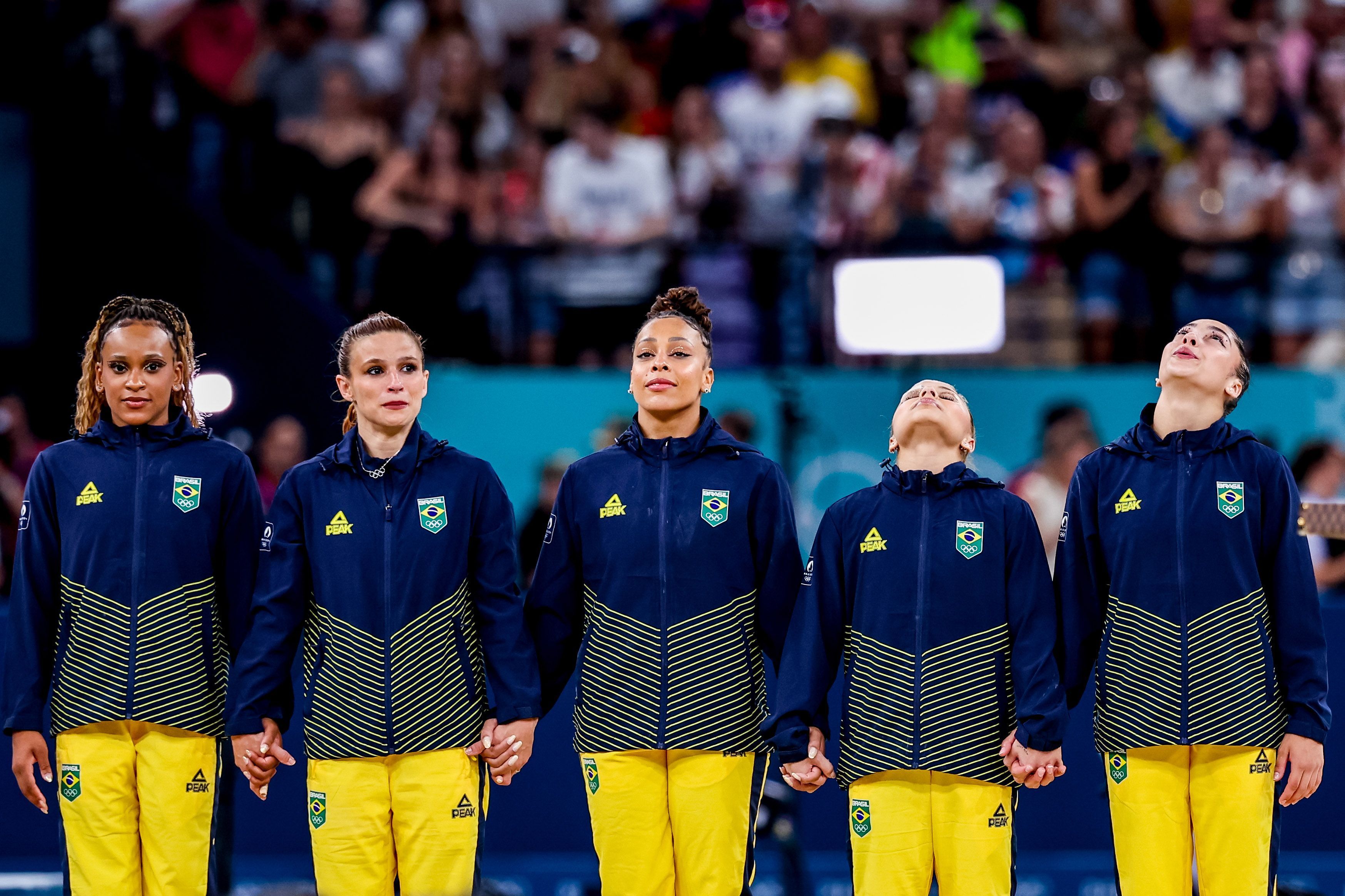 Medalhista brasileira na ginástica em Paris passa por cirurgia no ombro