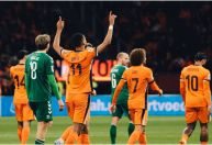 Holanda atropela Lituânia e garante vaga na Copa do Mundo de 2026