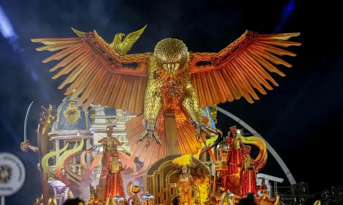 Carnaval 2024: que horas será a apuração dos desfiles de SP? Veja onde assistir