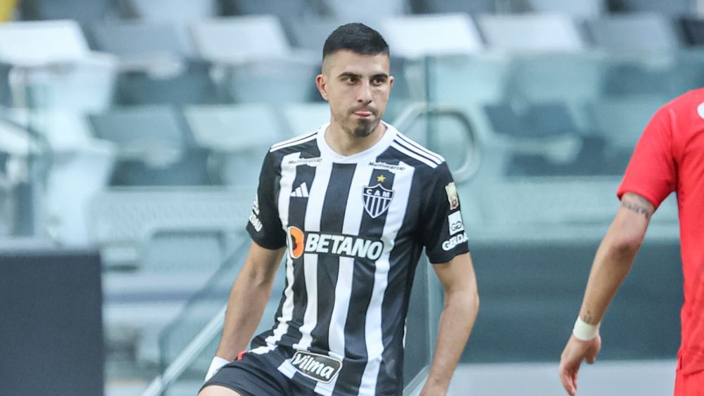 Atlético: Boca Juniors abre negociações para contratar Battaglia, diz imprensa argentina