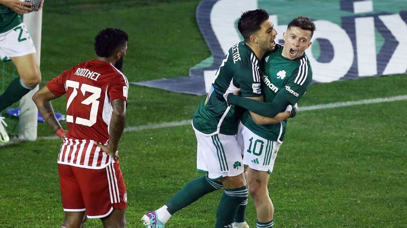 Bernard confirma saída do Panathinaikos e indica acordo com o Atlético