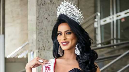 Alyssa Drummond ganhou o título de Miss Minas Gerais Gay 2022
