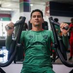 Meia do Fluminense evolui em tratamento e pode voltar a ser relacionado