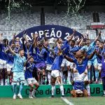 Campeões sub-20 treinam com time principal do Cruzeiro; veja quais