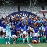 Campeões sub-20 treinam com time principal do Cruzeiro; veja quais