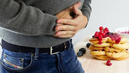 Gastrite ou dispepsia: Veja quais as causas, os sintomas e como prevenir.