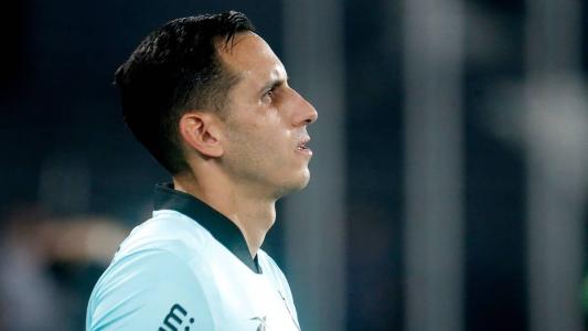 Gatito Fernández em ação pelo Botafogo contra o Guaraní