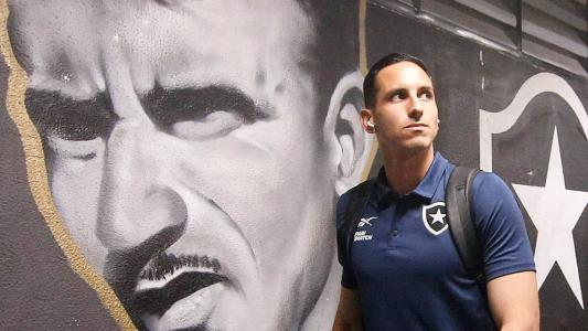 Gatito Fernández será titular do Botafogo contra o Guaraní