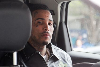 Gato Preto e chega à delegacia