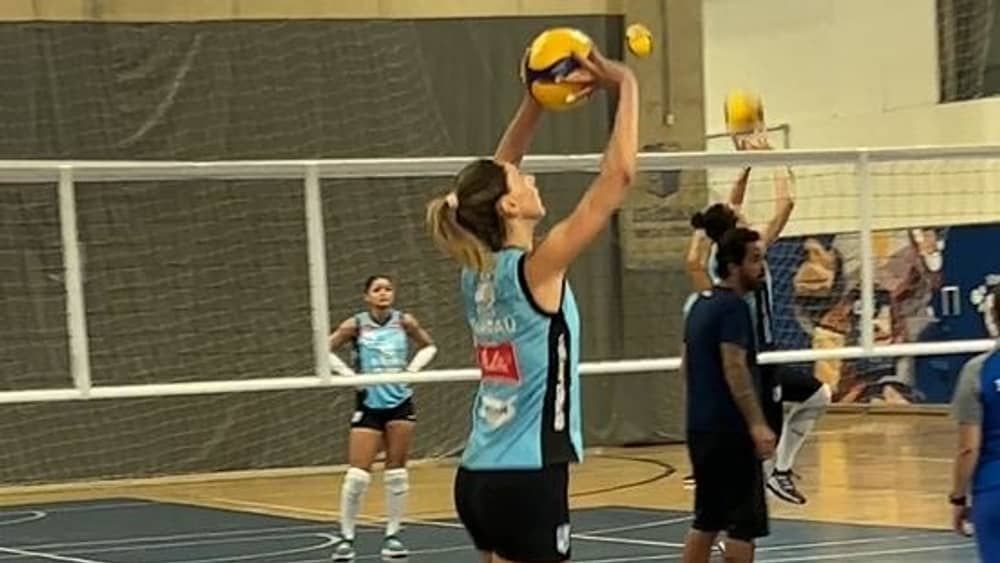 Vôlei: Gattaz volta a treinar com grupo, e treinador projeta retorno às quadras