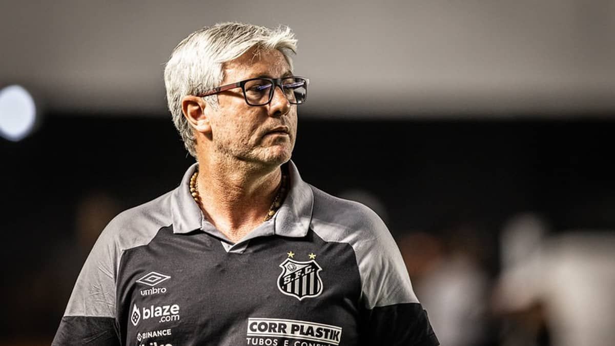 Após derrota para o Corinthians, Odair Hellmann deixa o Santos