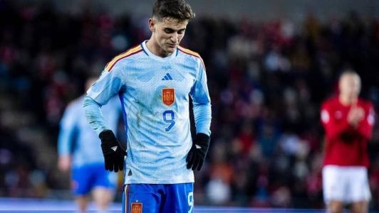 Gavi, da Espanha, rompeu ligamentos e está fora da temporada