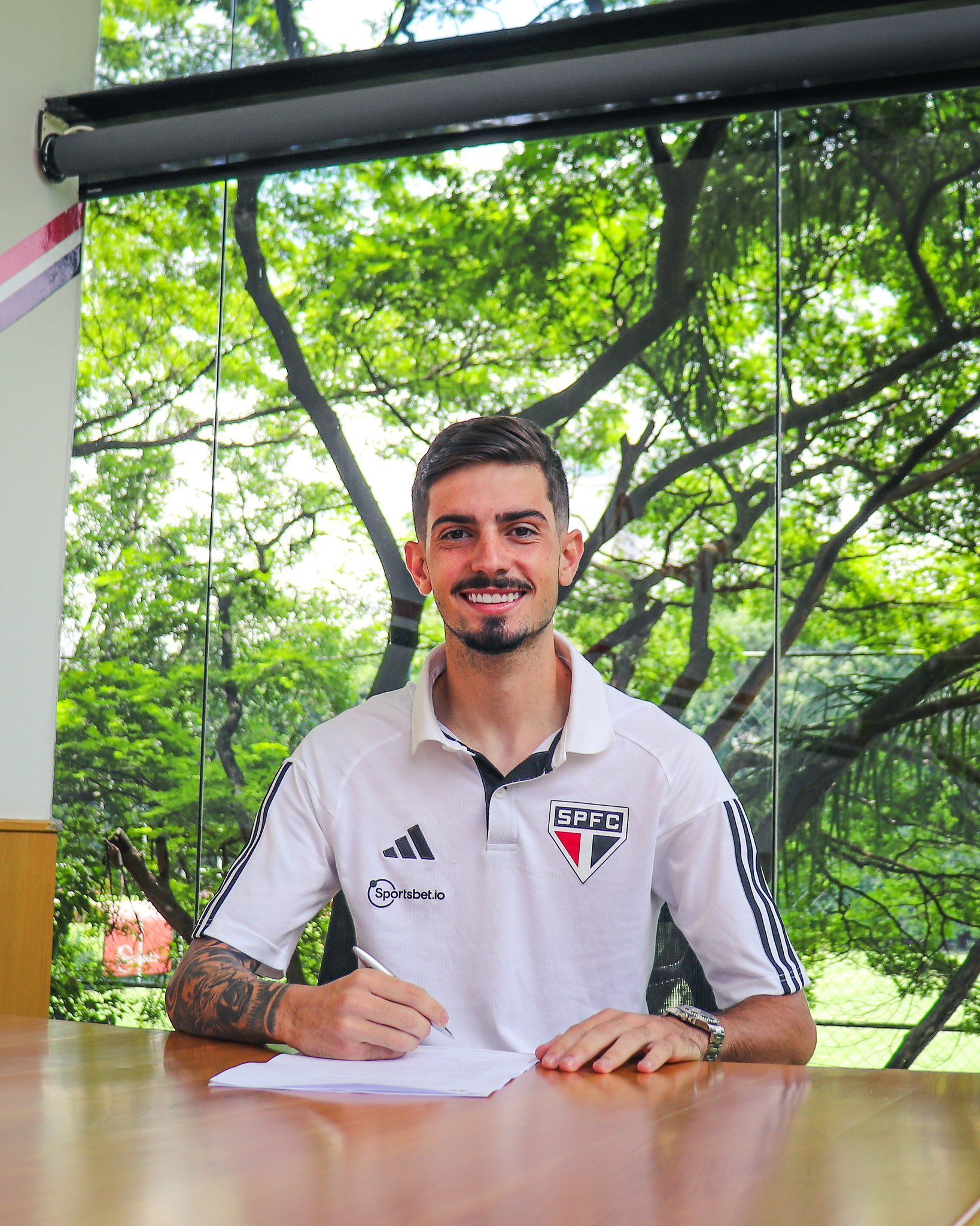 São Paulo anuncia renovação de joia da base até 2026