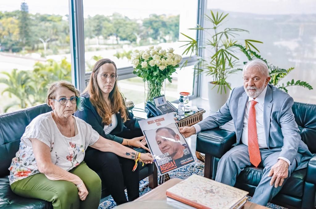 Lula reforça pedido de paz em Gaza após encontro com familiares de brasileiro sequestrado pelo Hamas