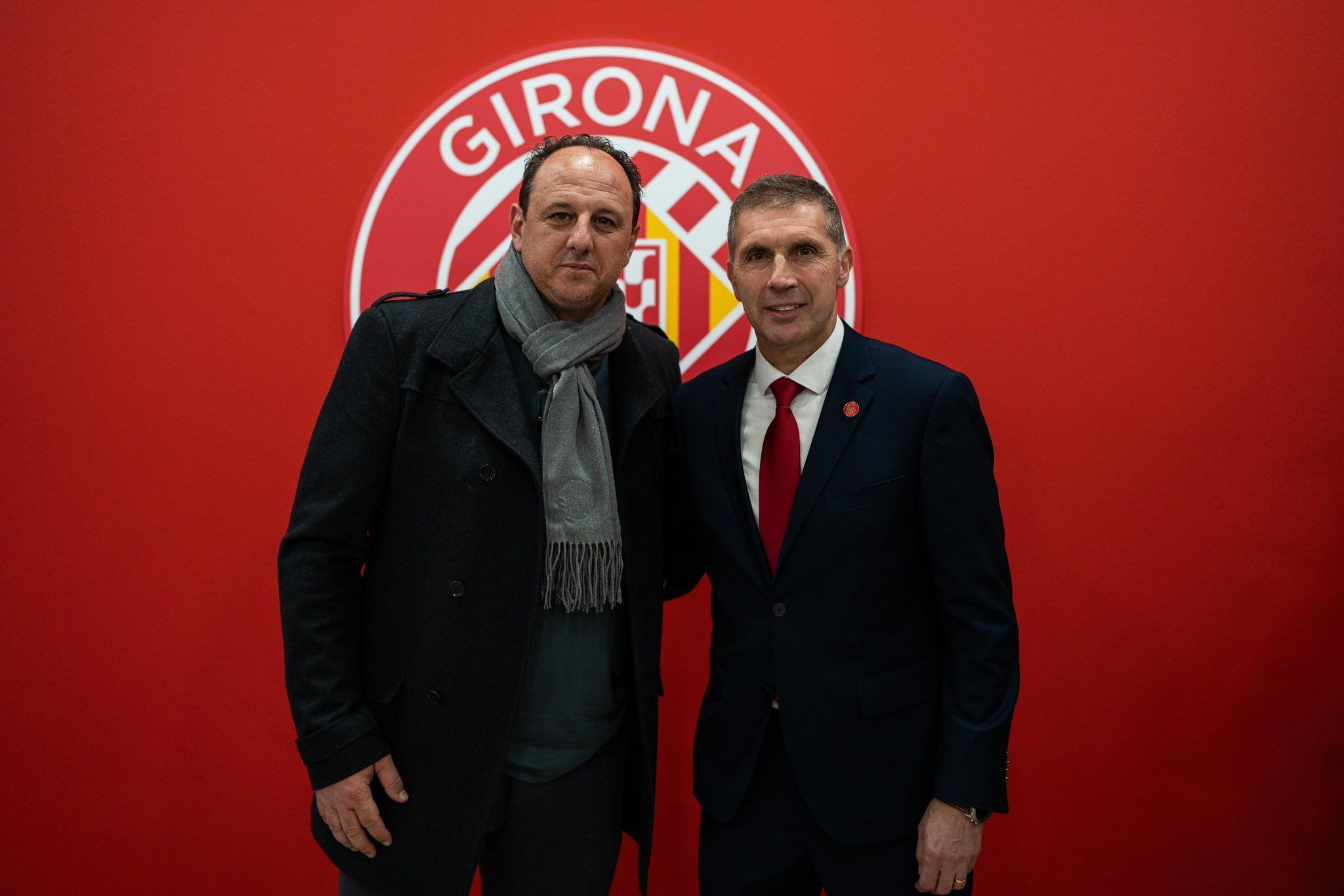 Na Espanha, técnico do Bahia assiste ao jogo entre Girona, do grupo City, e Alavés