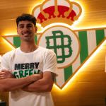 Johnny, agora ex-Inter, é anunciado pelo Real Betis, da Espanha