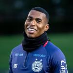Em Manchester, Jean Lucas revela bastidores da escolha pelo Bahia: 'Ceni me ligou'